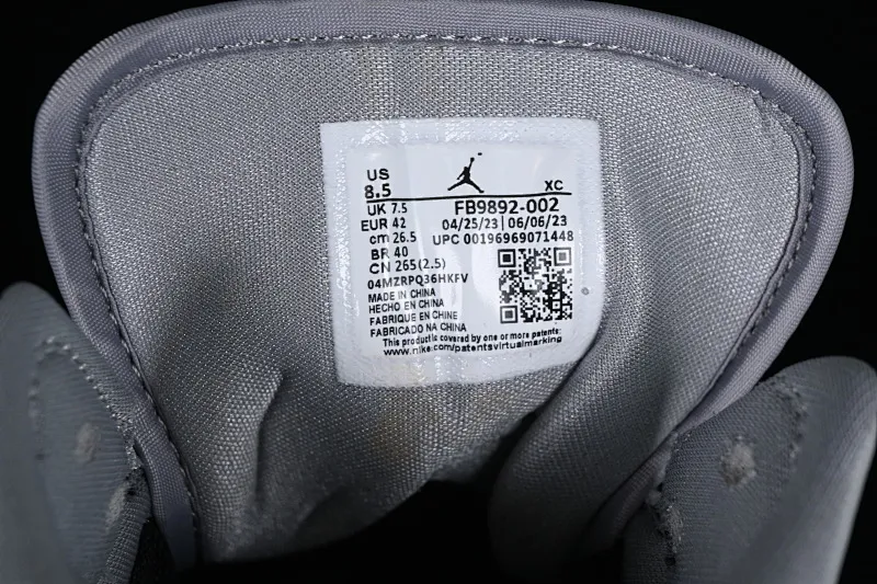 All categories Air Jordan Jordan series basketball shoes Air Jordan 1 Mid Air Jordan 1 Mid SE "Black Chrome" AJ1 Joe 1 Smoked Panda mid-top basketball shoes FB9892-002